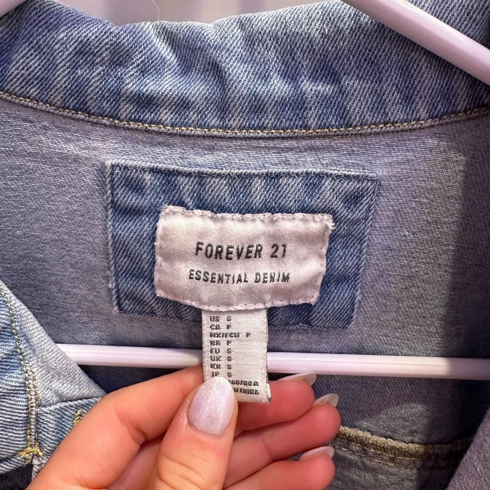 Jean jacket - Picture 2 of 3